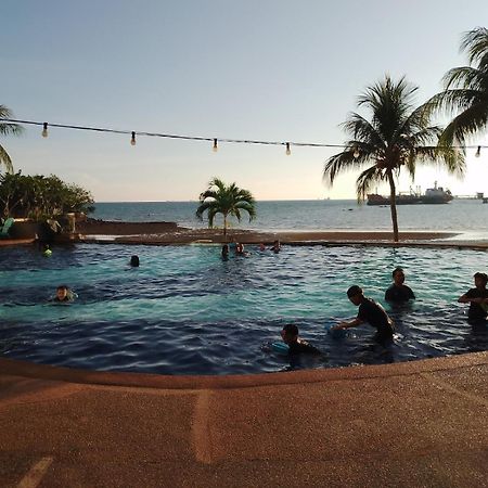 Ehsan Seaview Hotel Port Dickson Ngoại thất bức ảnh