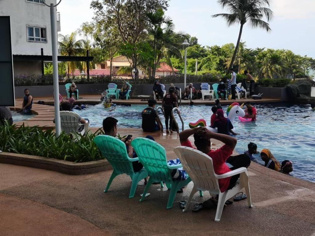 Ehsan Seaview Hotel Port Dickson Ngoại thất bức ảnh