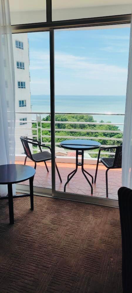 Ehsan Seaview Hotel Port Dickson Ngoại thất bức ảnh