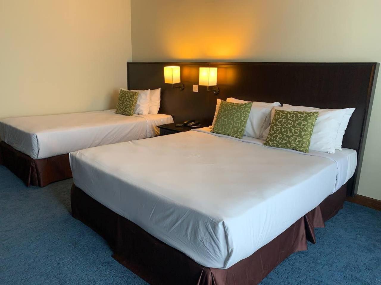 Ehsan Seaview Hotel Port Dickson Ngoại thất bức ảnh